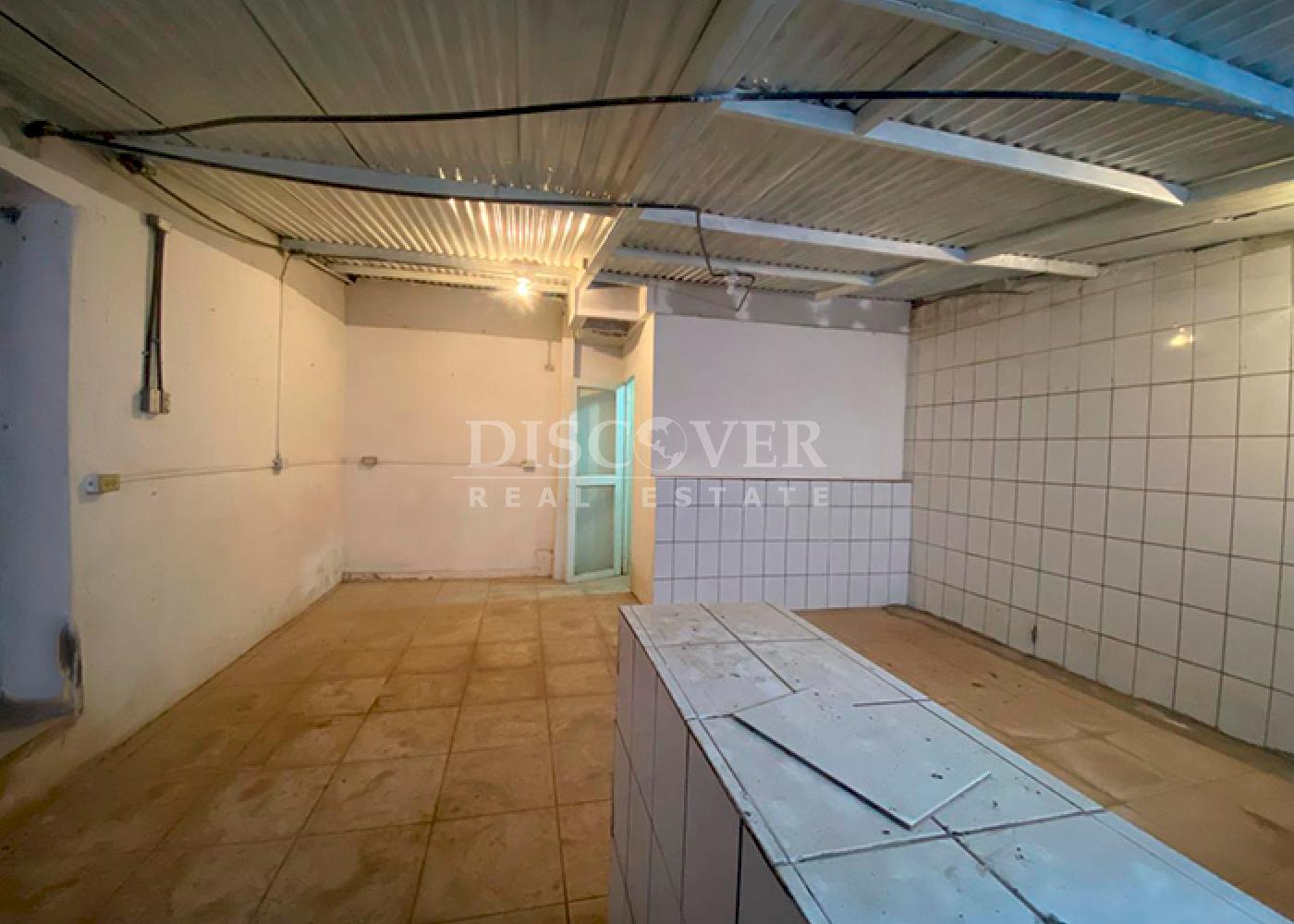  Module for rent located in front Carretera Sur