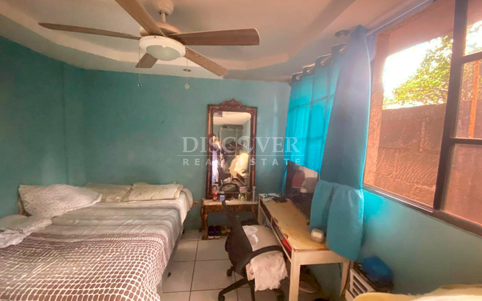  Spacious house for sale in Carretera Sur