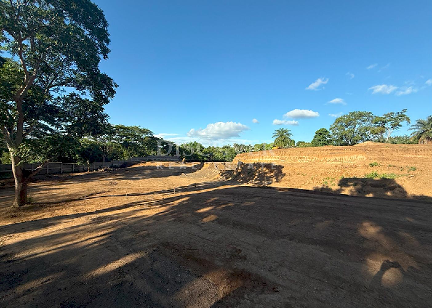  Presale of Homes in Exclusive Gated Community – Security, Technology, and High Value Appreciation