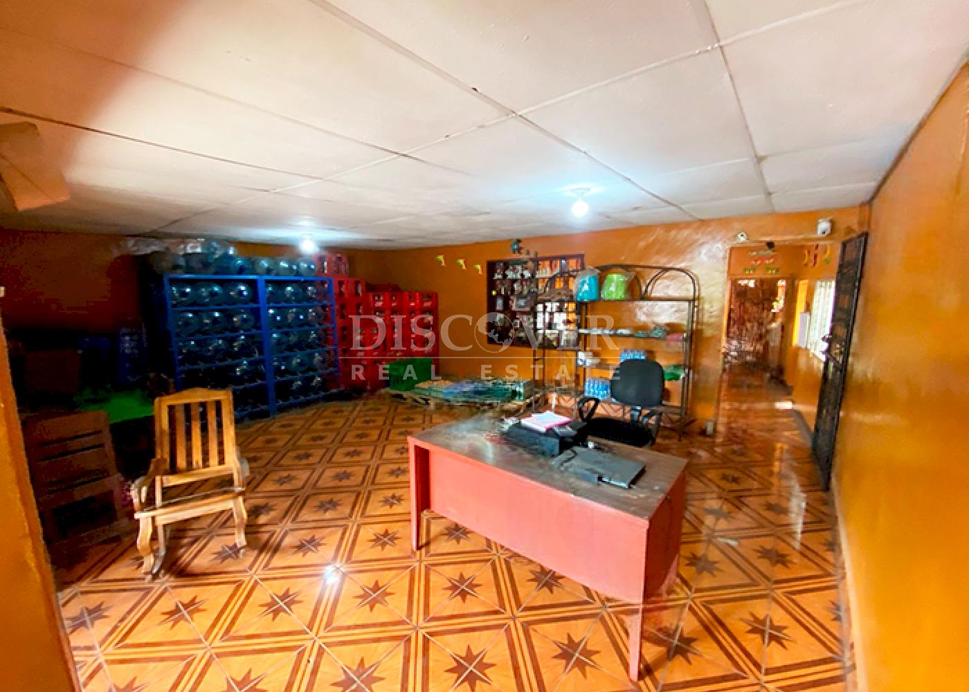 Cozy House for Sale in Jinotepe - Excellent Location and Conveniences