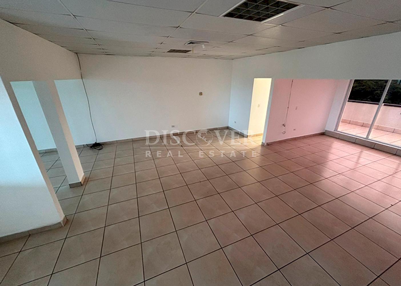  Module for rent in building located in Altamira 
