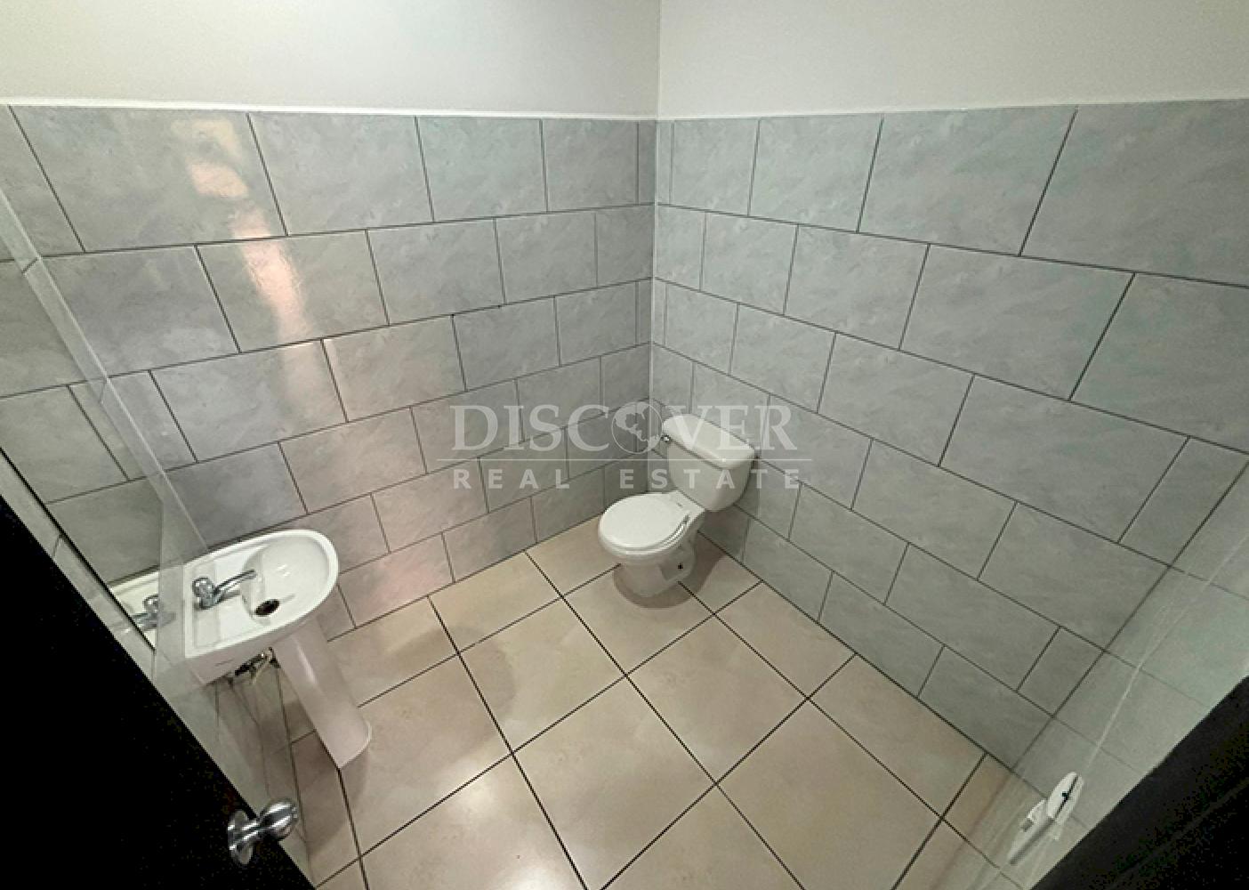  Module for rent in building located in Altamira 