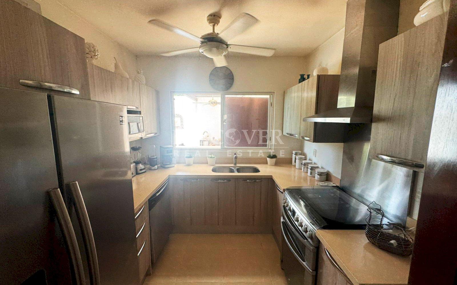  Elegant house with pool in Santo Domingo