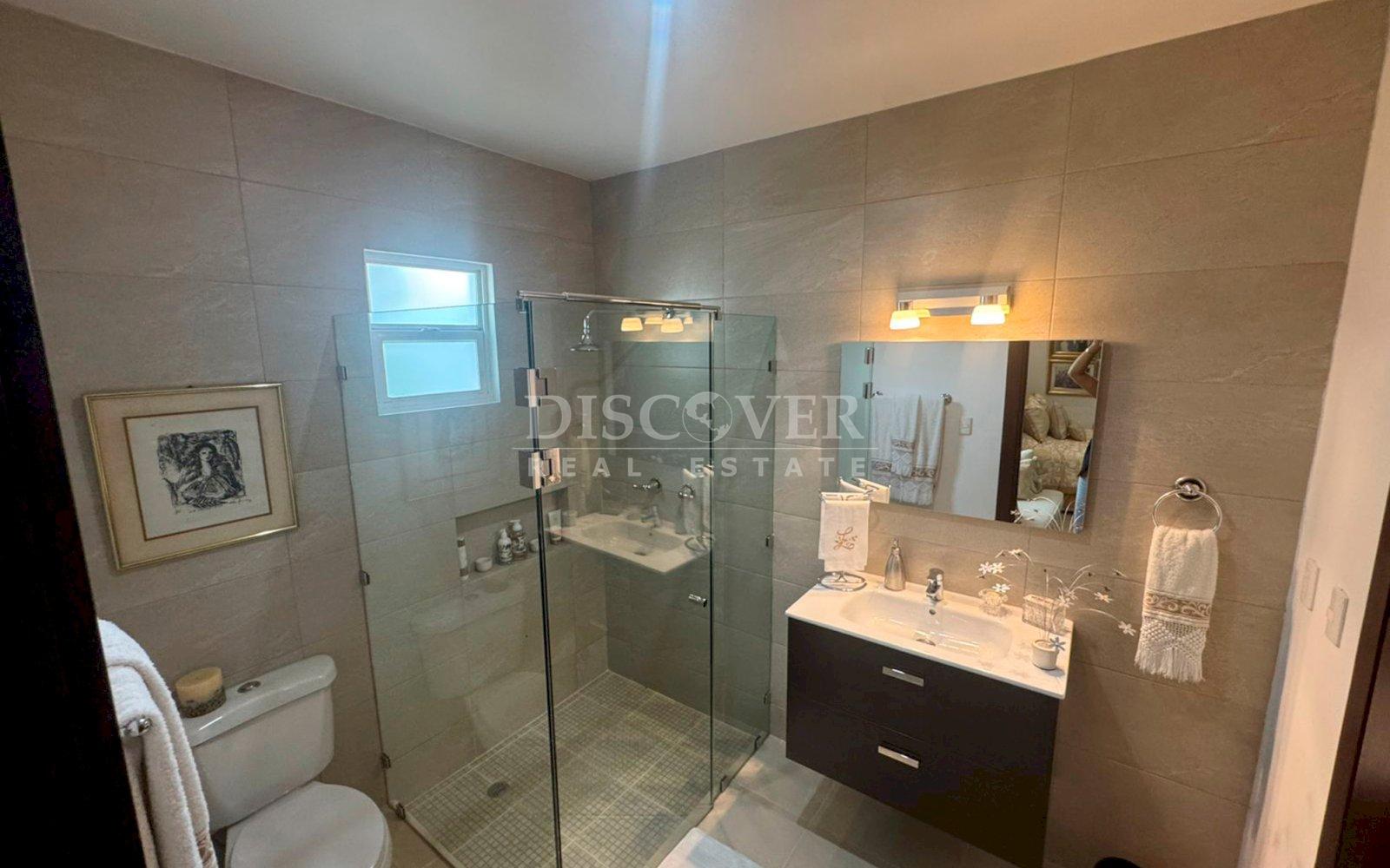  Elegant house with pool in Santo Domingo