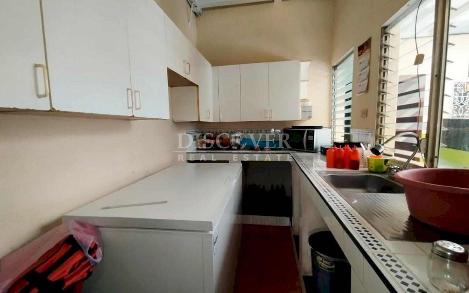 House with established restaurant for sale in Masaya 