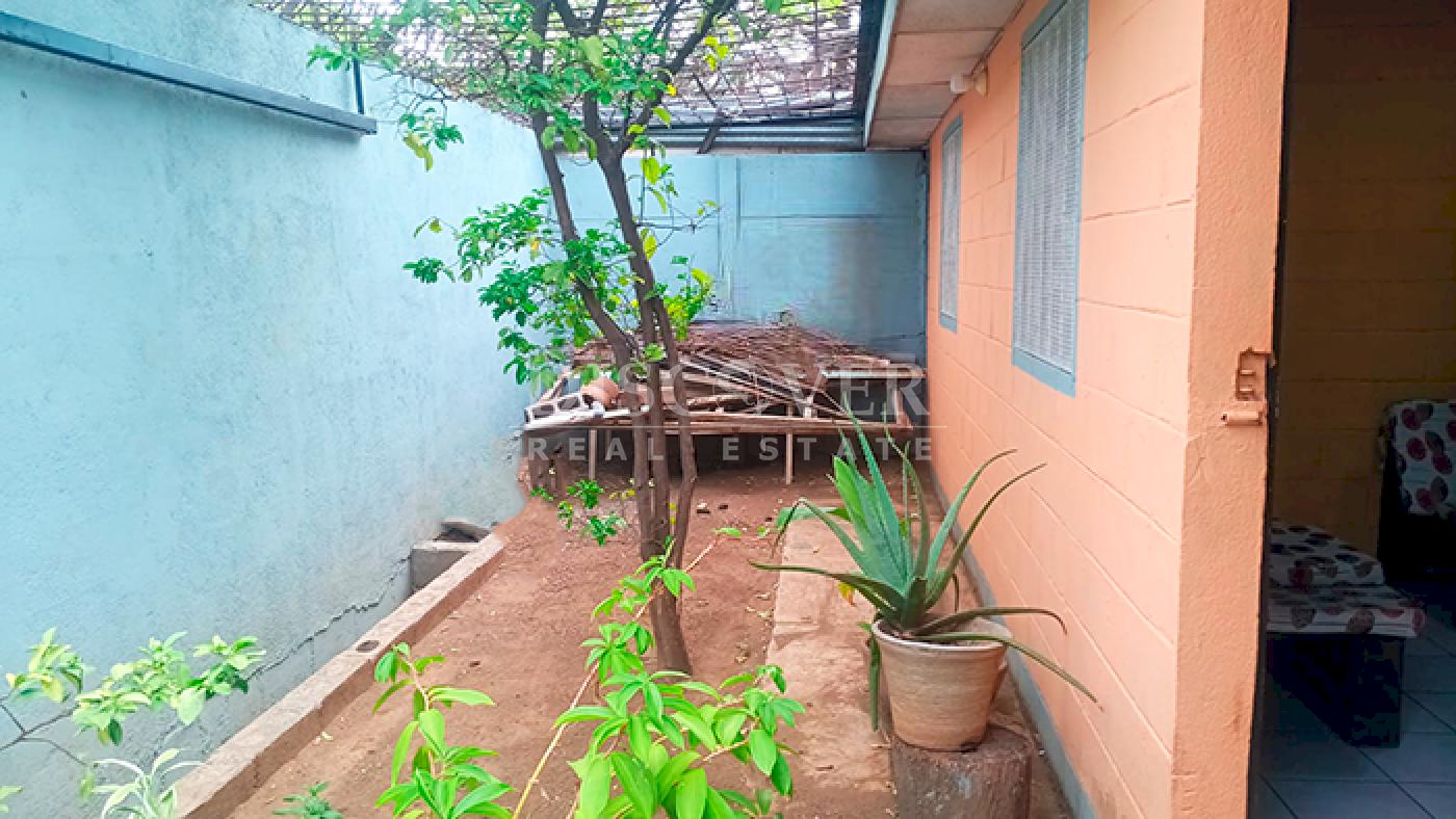  House with potential location for rent in Carretera Norte