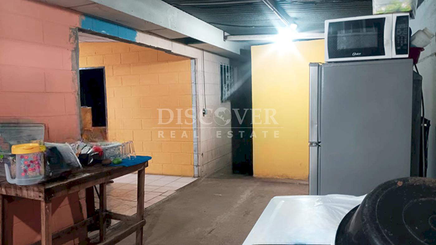  House with potential location for rent in Carretera Norte