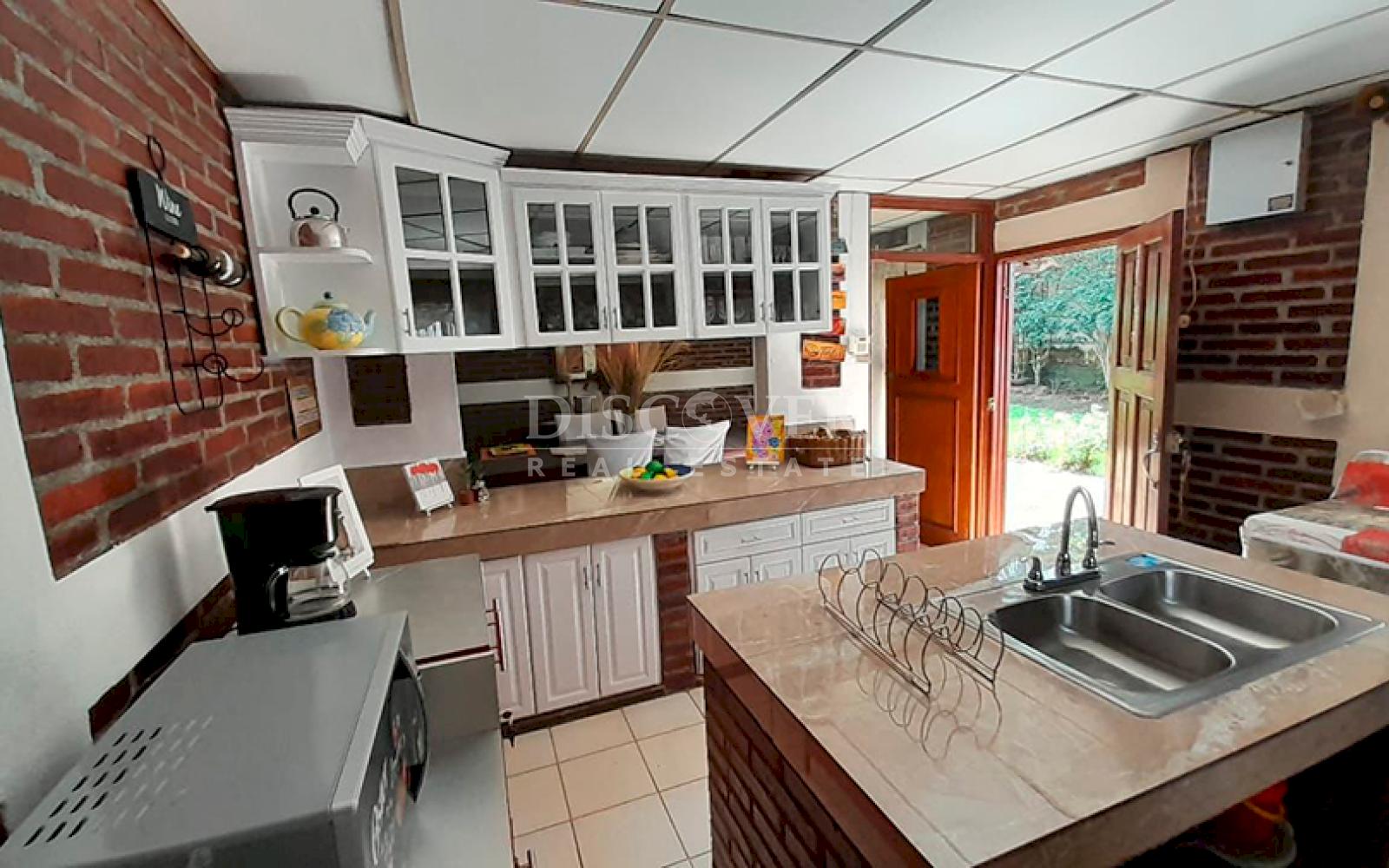  House for Sale – Carretera a Masaya