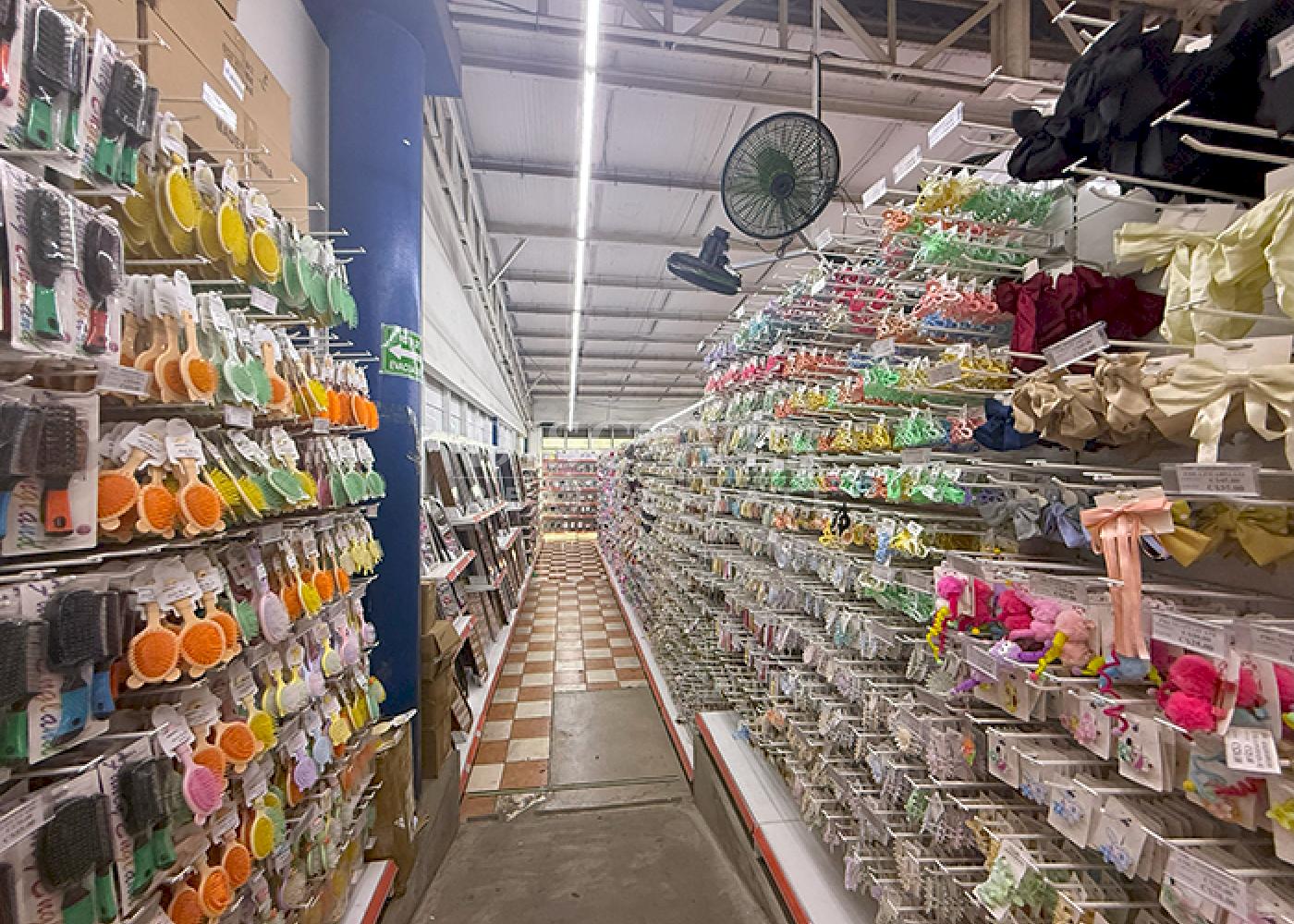  Commercial Building and Module for Sale in Montoya - With Active Tenant!