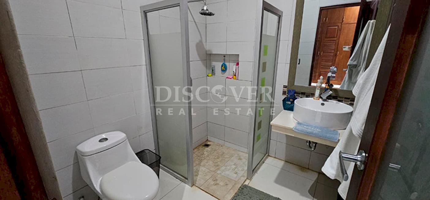  Comfortable house for sale in Las Colinas