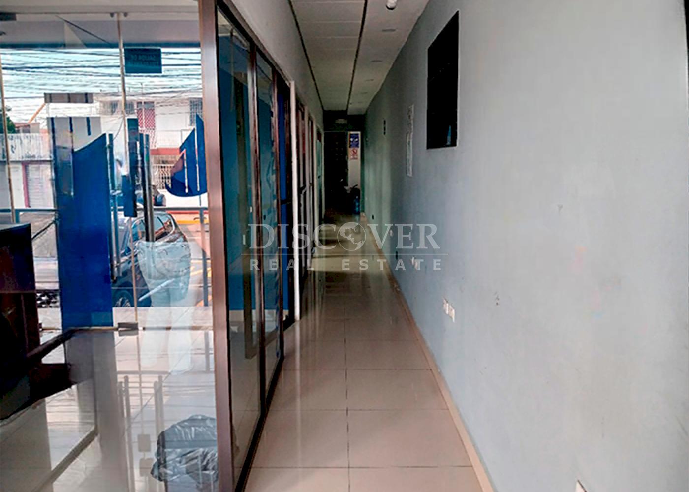  Two-story building for sale near Montoya