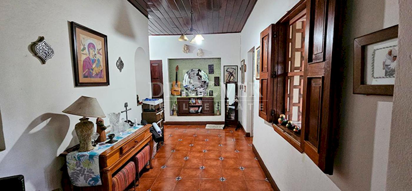  House with large lot for sale in Carretera Sur