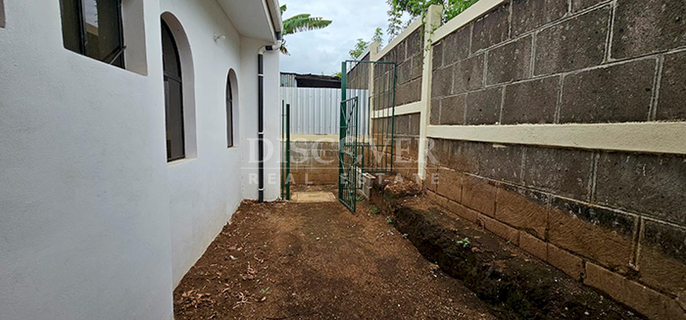  House for sale in a safe area with pleasant climate in Carretera Sur.