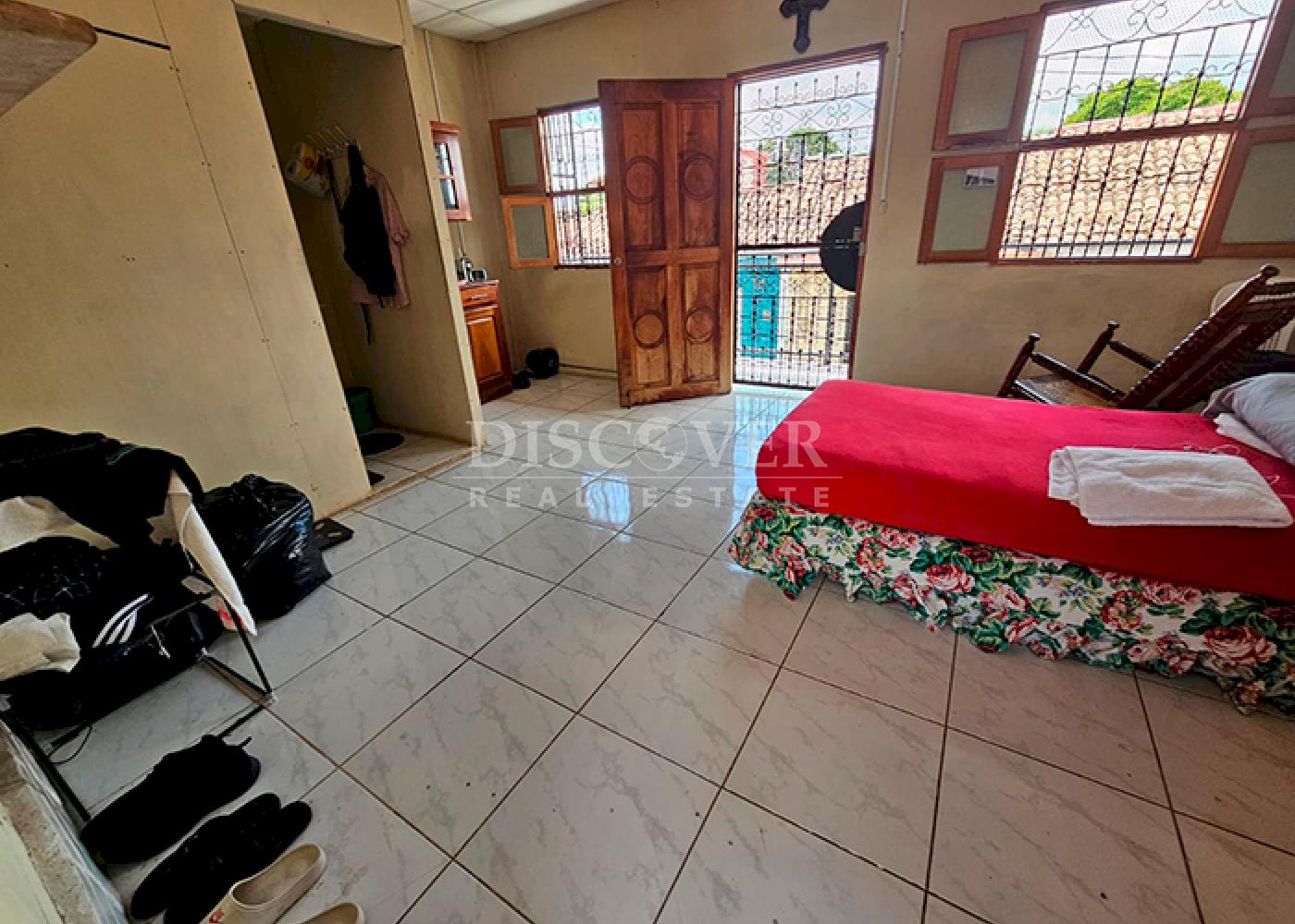  Comfortable house for sale in Granada city