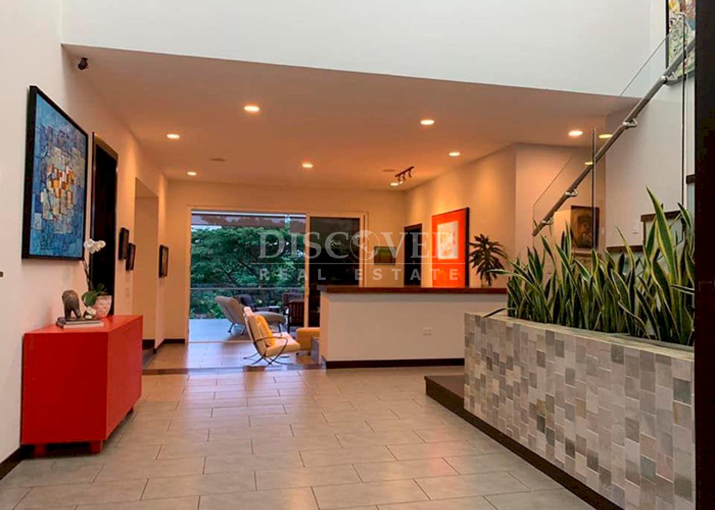  House with pool for sale in Santo Domingo