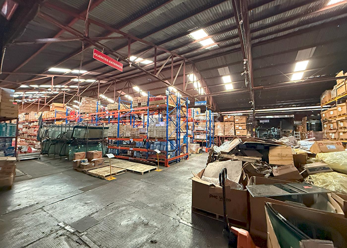  Warehouse for Sale/Rent in a Commercial Area of Managua
