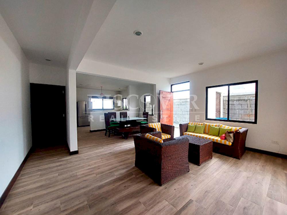 House for sale in exclusive condominium in Santo Domingo