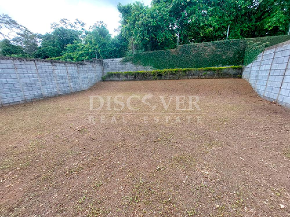 House for sale in exclusive condominium in Santo Domingo