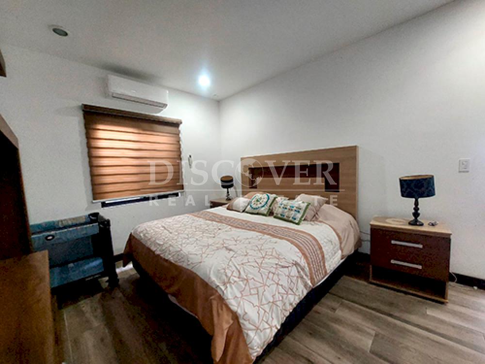 House for sale in exclusive condominium in Santo Domingo