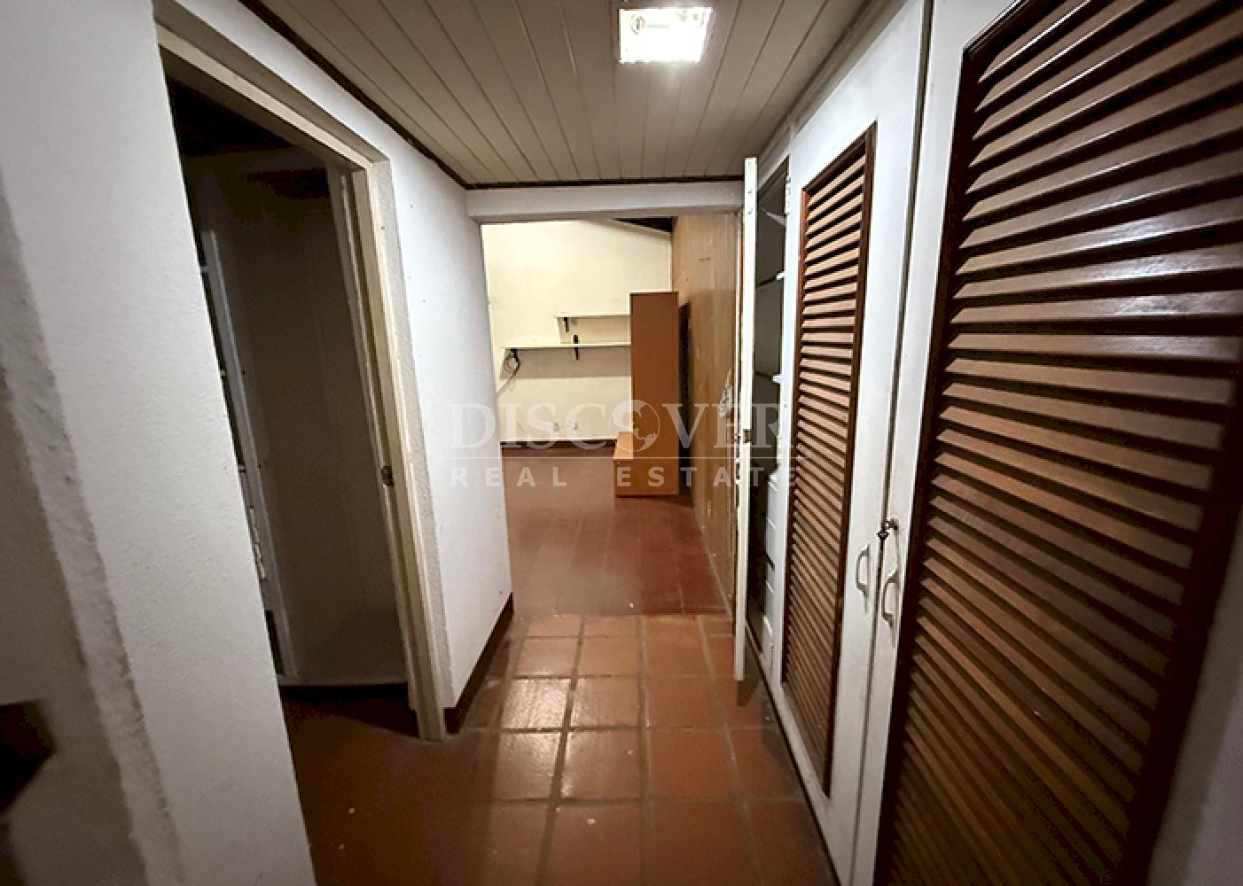  For sale large land with house located on Carretera Sur