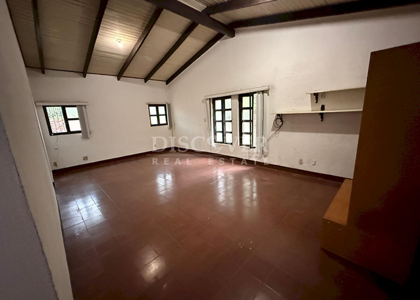  For sale large land with house located on Carretera Sur