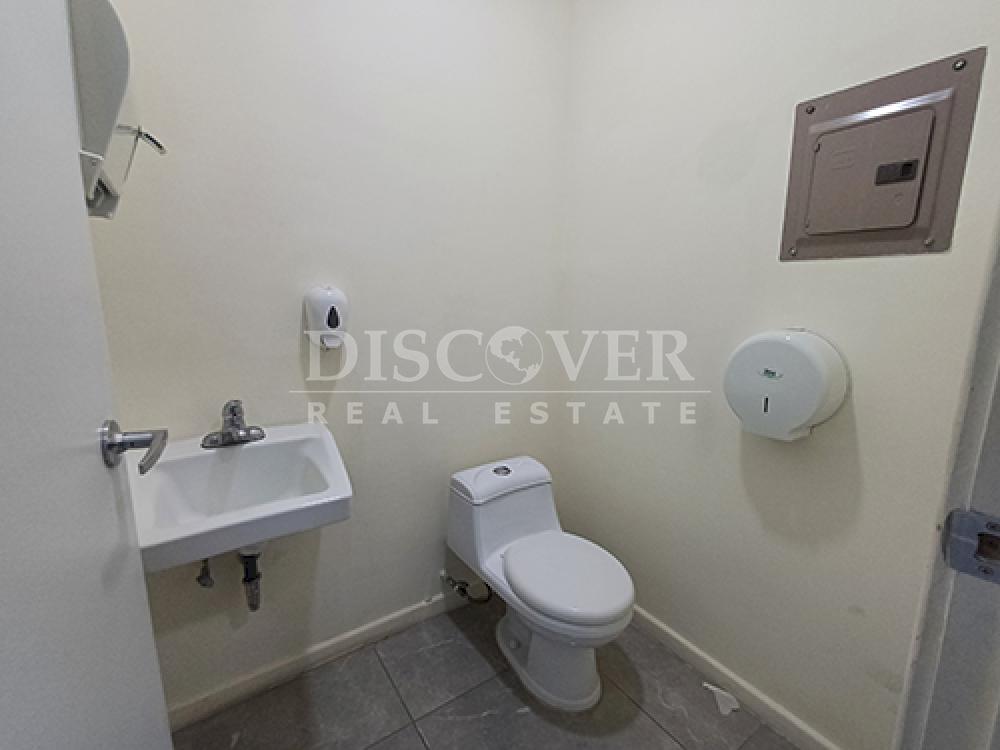  Office and/or Consulting Room for rent on Masaya Highway