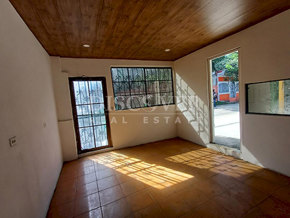  Warehouse for rent near the Rotonda El Periodista area