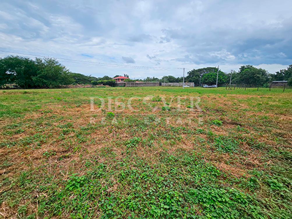  Flat land plots for sale located in Nindirí