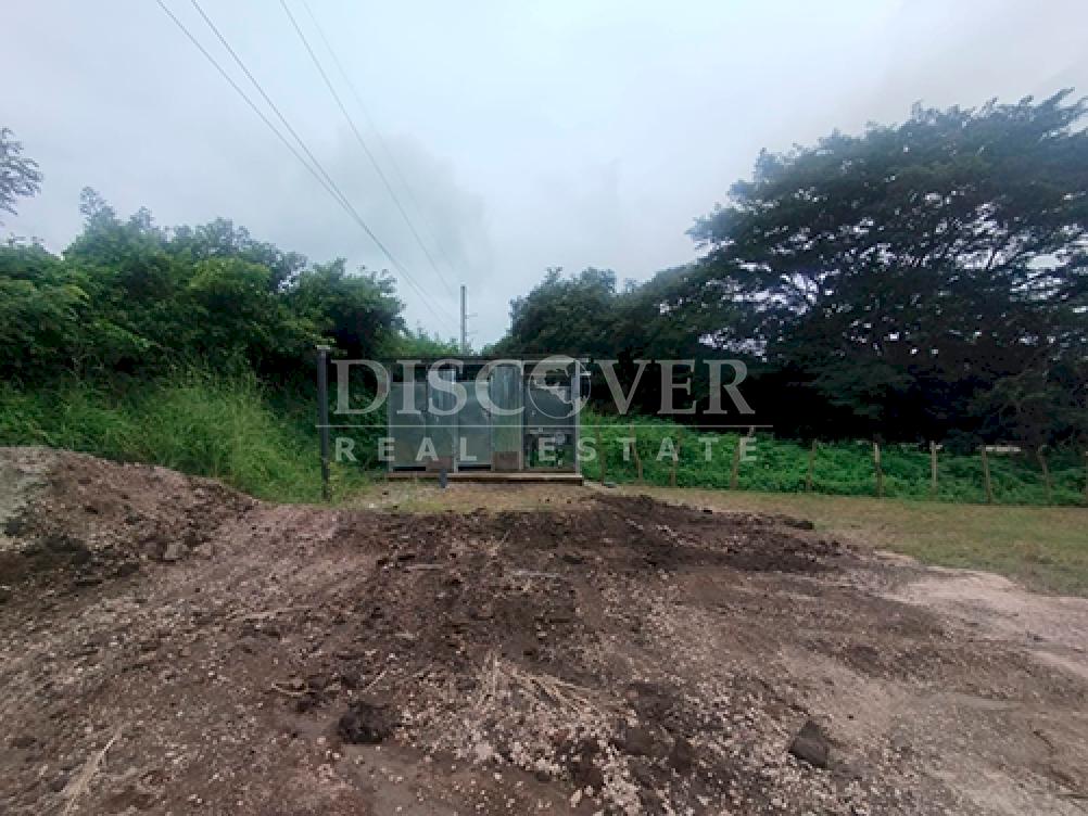  Land for rent located on the highway - Masaya