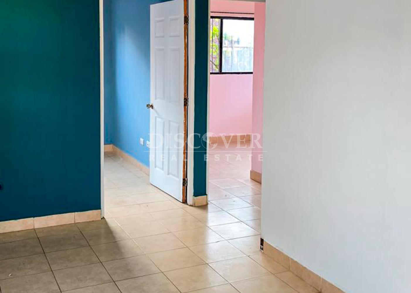  House with large patio for sale on Carretera Sur