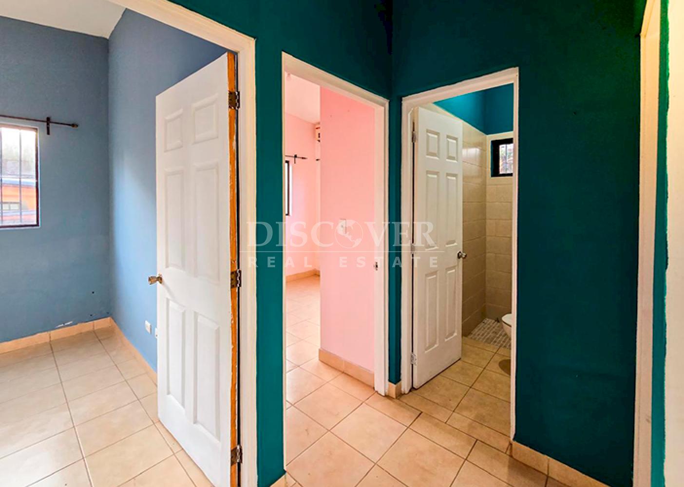  House with large patio for sale on Carretera Sur