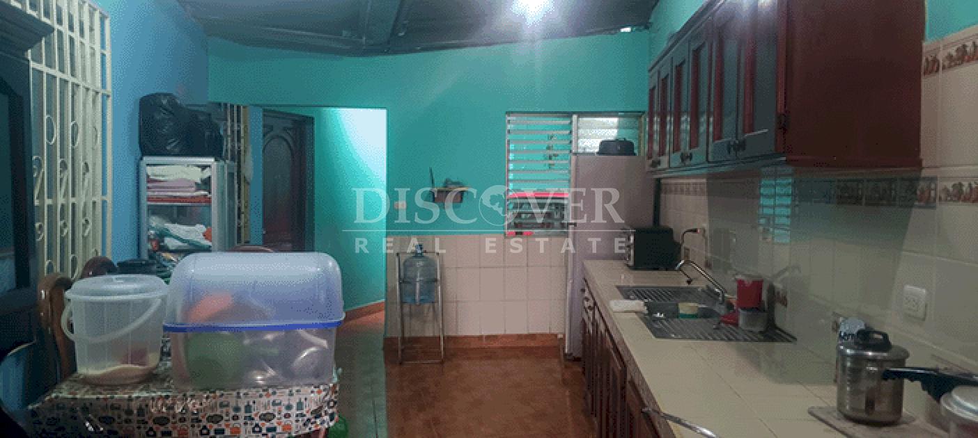 House with commercial potential for sale on Masaya Avenue