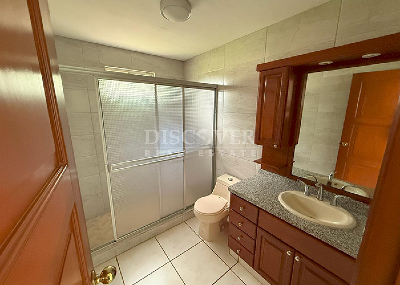  Modern house for rent in Santo Domingo