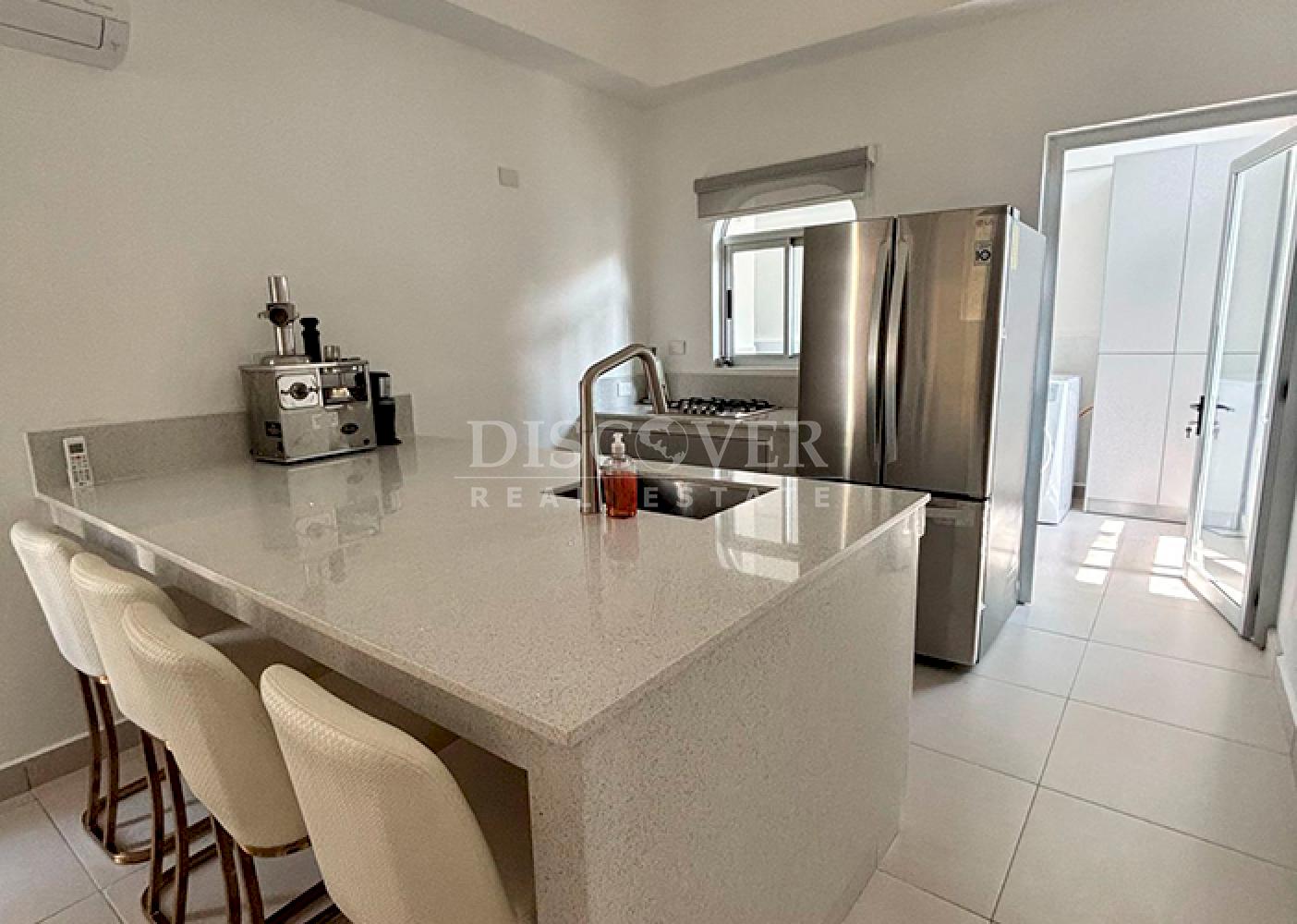  Furnished apartments in a condominium area on the road to Masaya