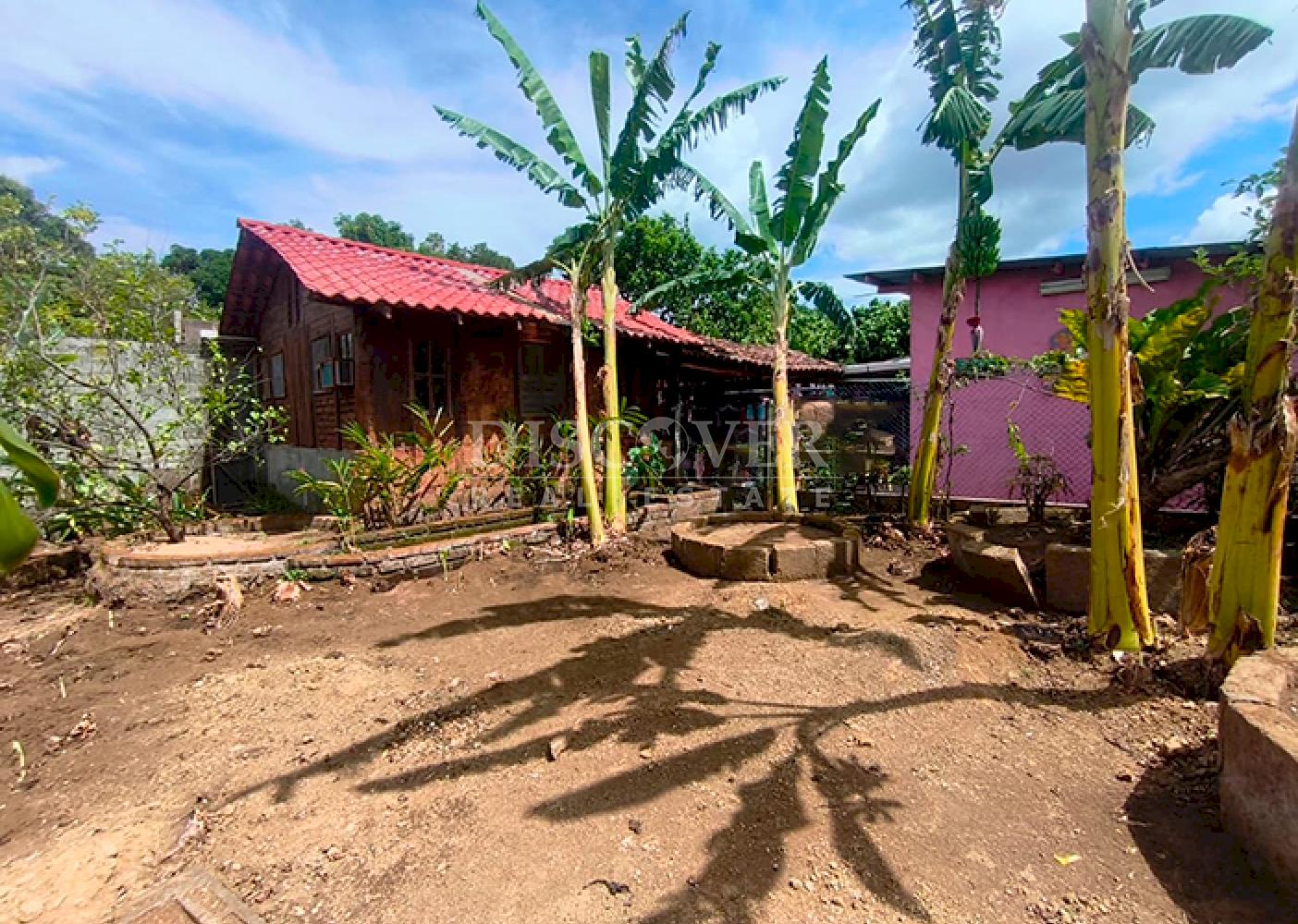 Land with Country House for sale in Santo Domingo