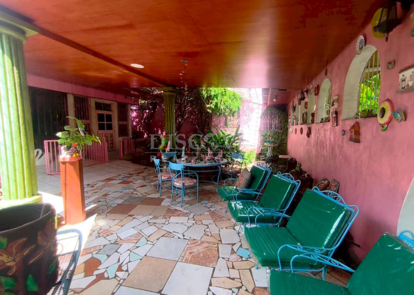 Land with Country House for sale in Santo Domingo