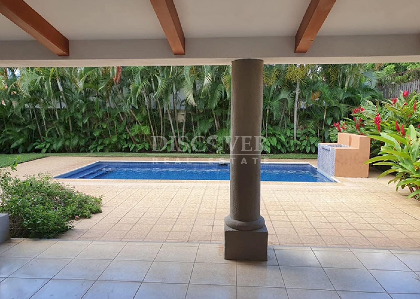  Modern House for Sale in Santo Domingo 