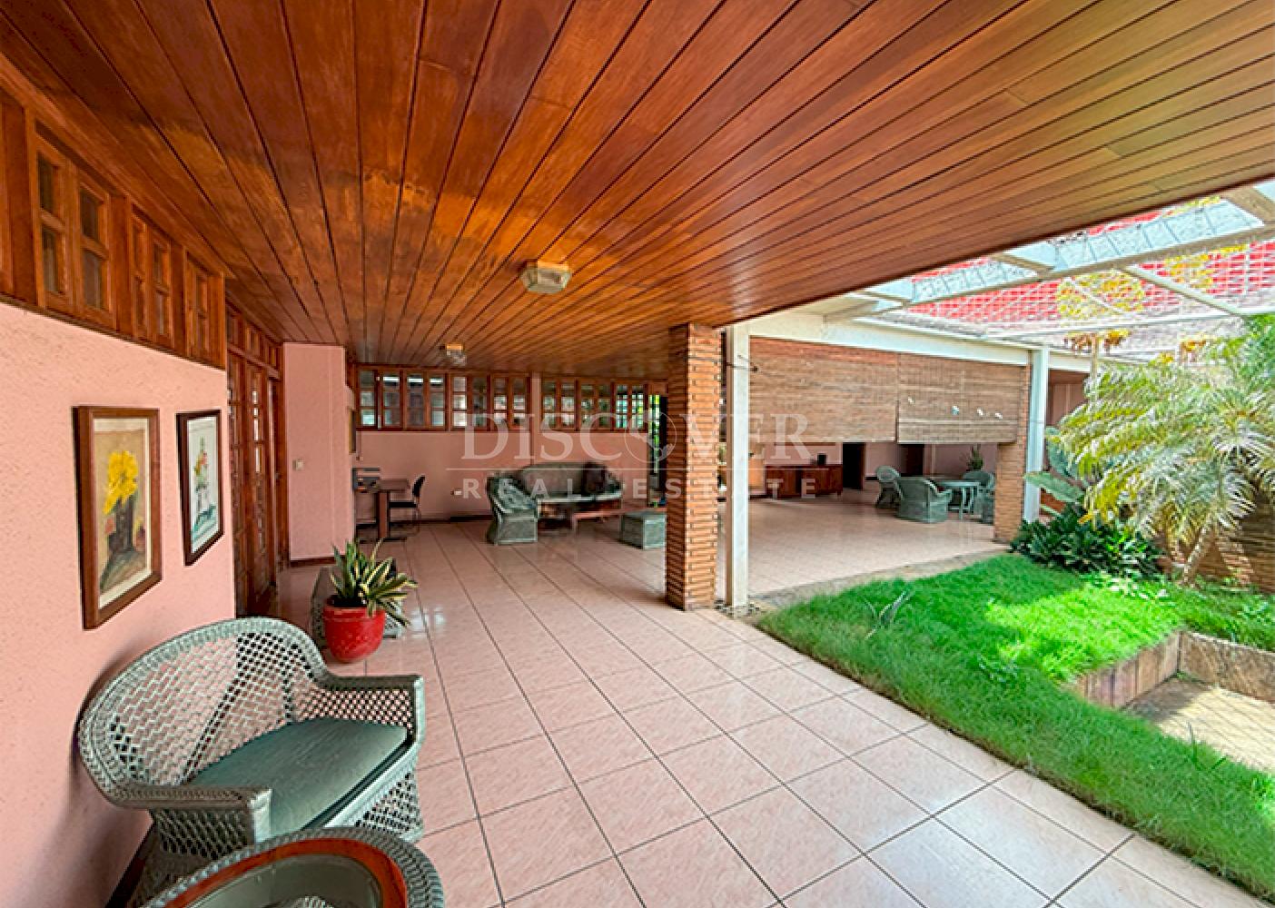 Spacious furnished house for sale/rent on Carretera Norte