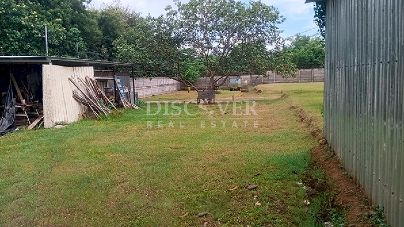  Two condominium lots for sale in Las Colinas 