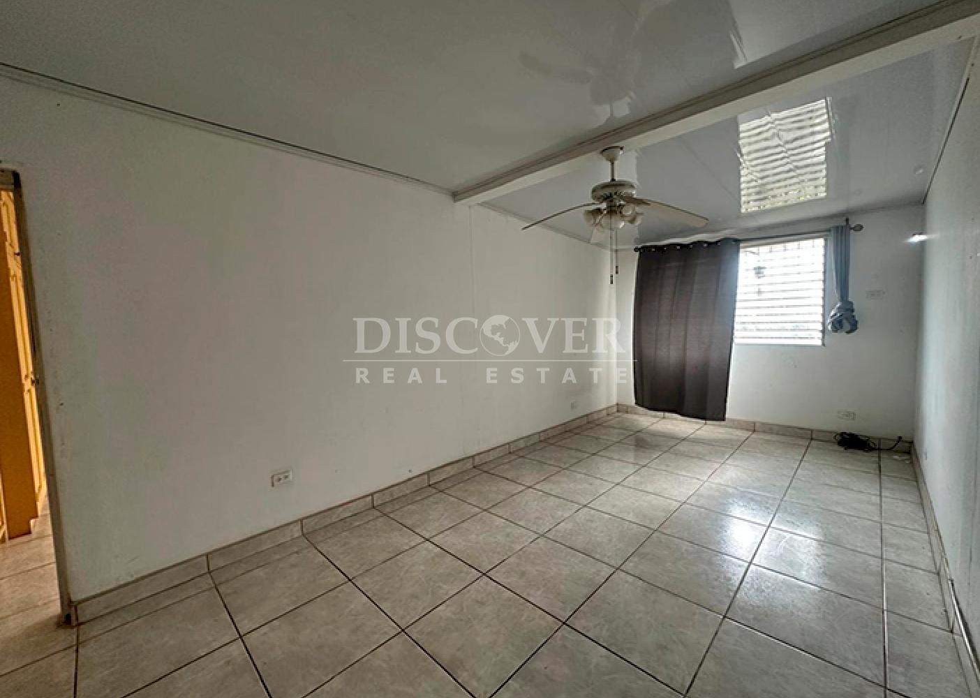  Spacious house for sale/for rent on Carretera Vieja to León