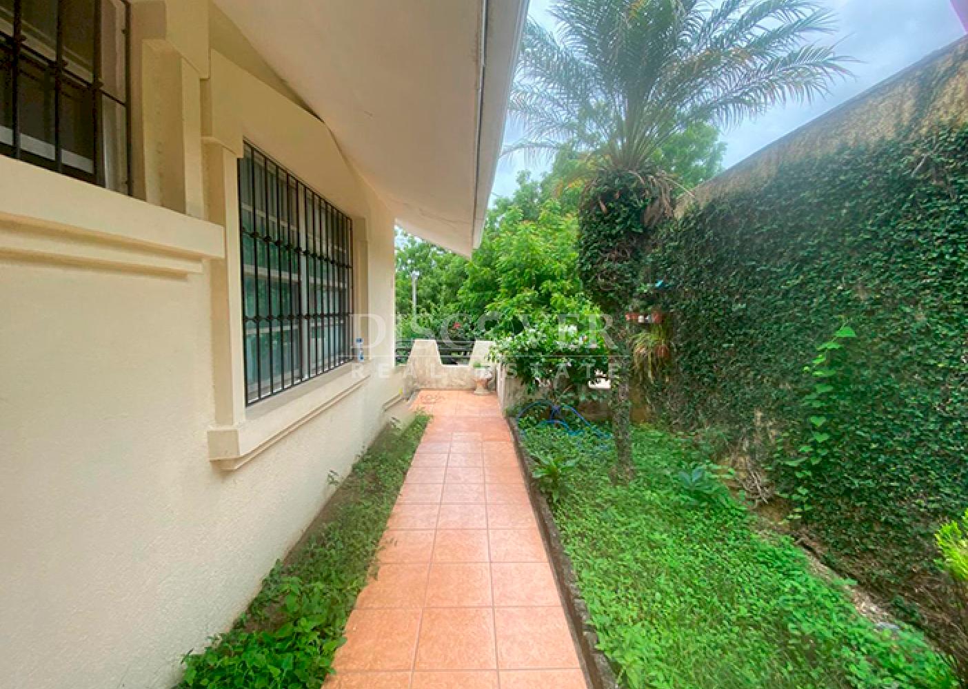 Investment opportunity - House for sale in Villa Fontana 