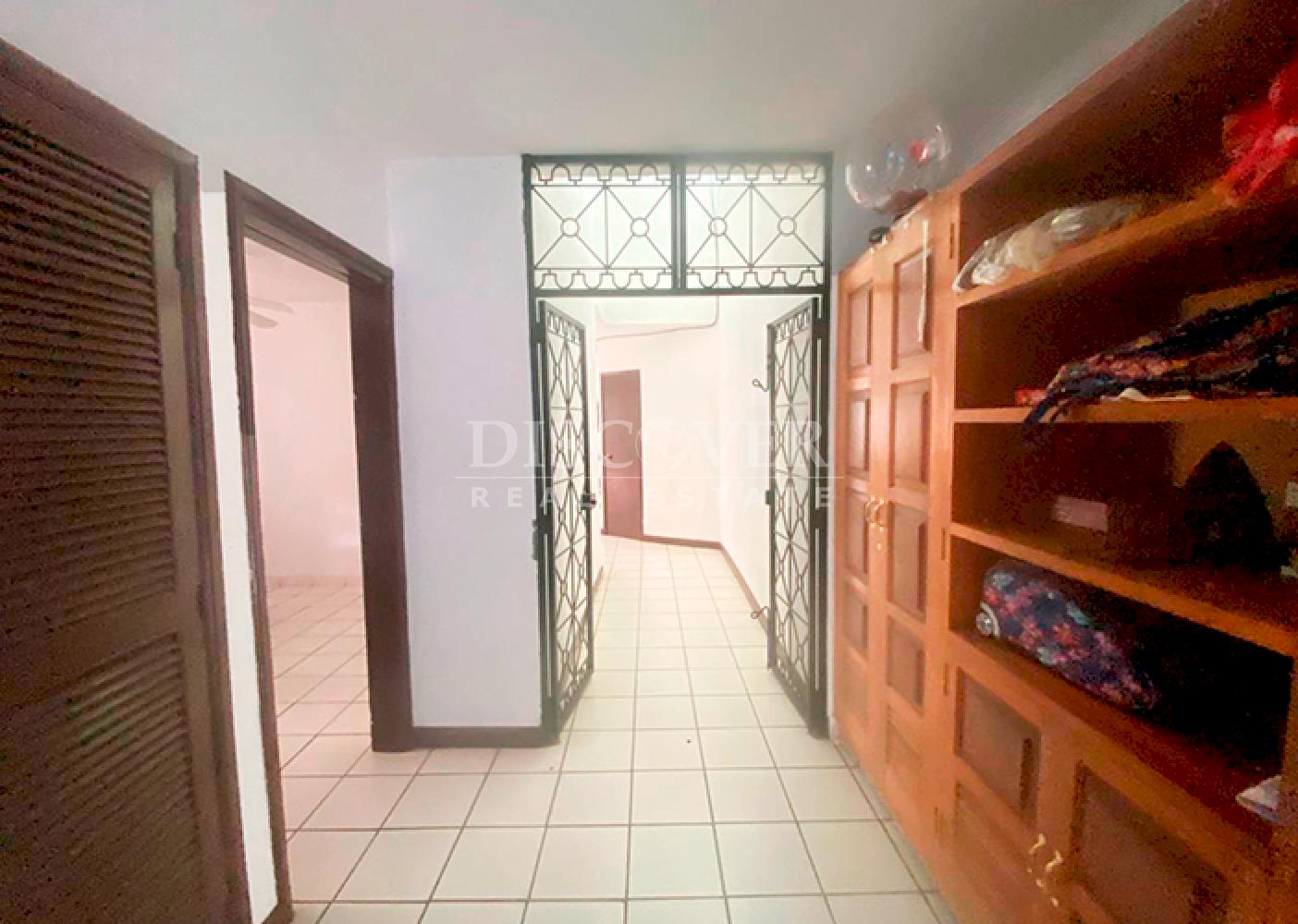 Investment opportunity - House for sale in Villa Fontana 