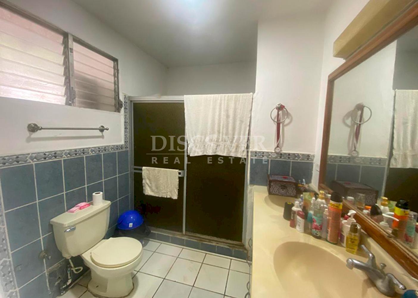 Investment opportunity - House for sale in Villa Fontana 