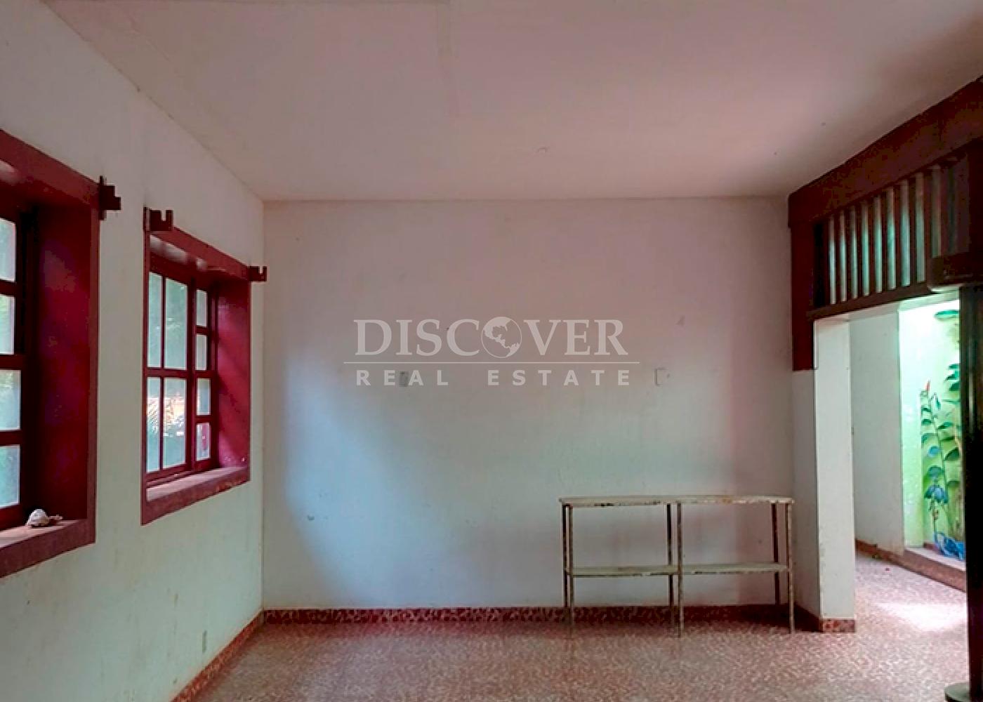  House for sale in Jinotepe – Ideal for business or residence 