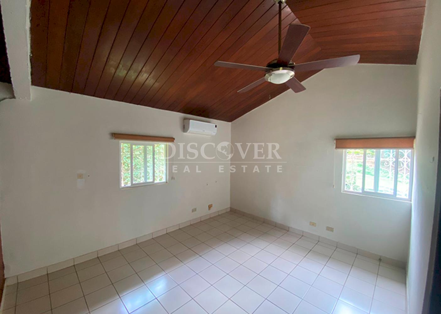  Chalet-Style Property in Monte Fresco