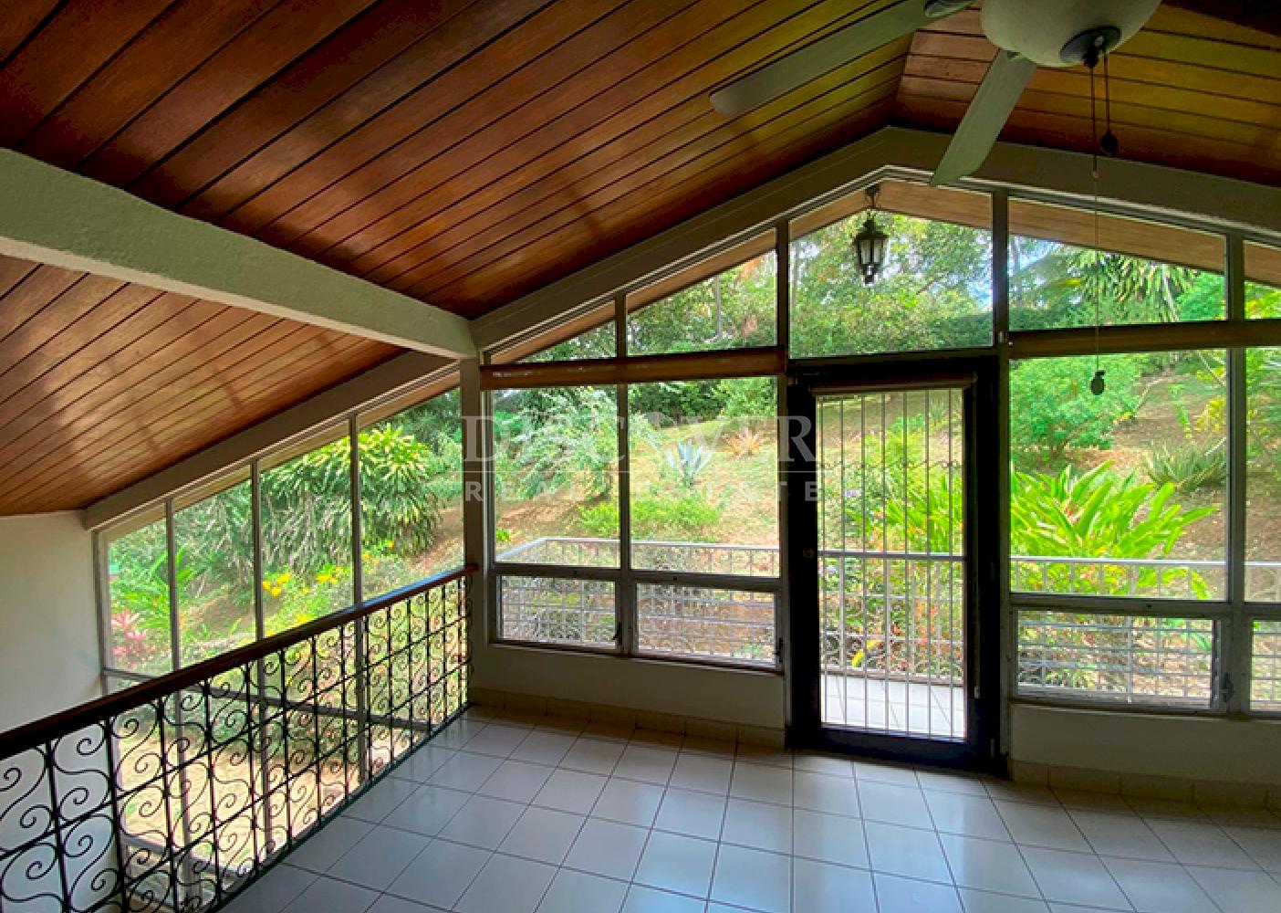  Chalet-Style Property in Monte Fresco