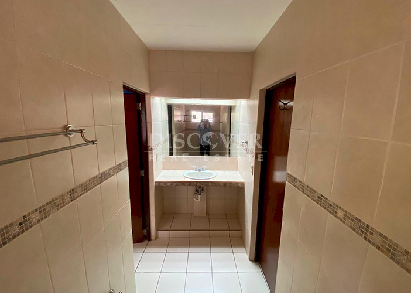  Chalet-Style Property in Monte Fresco