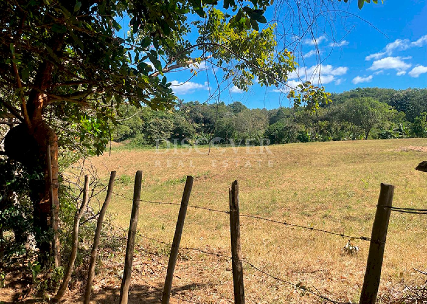  Urban Land for Sale – San Isidro de la Cruz Verde