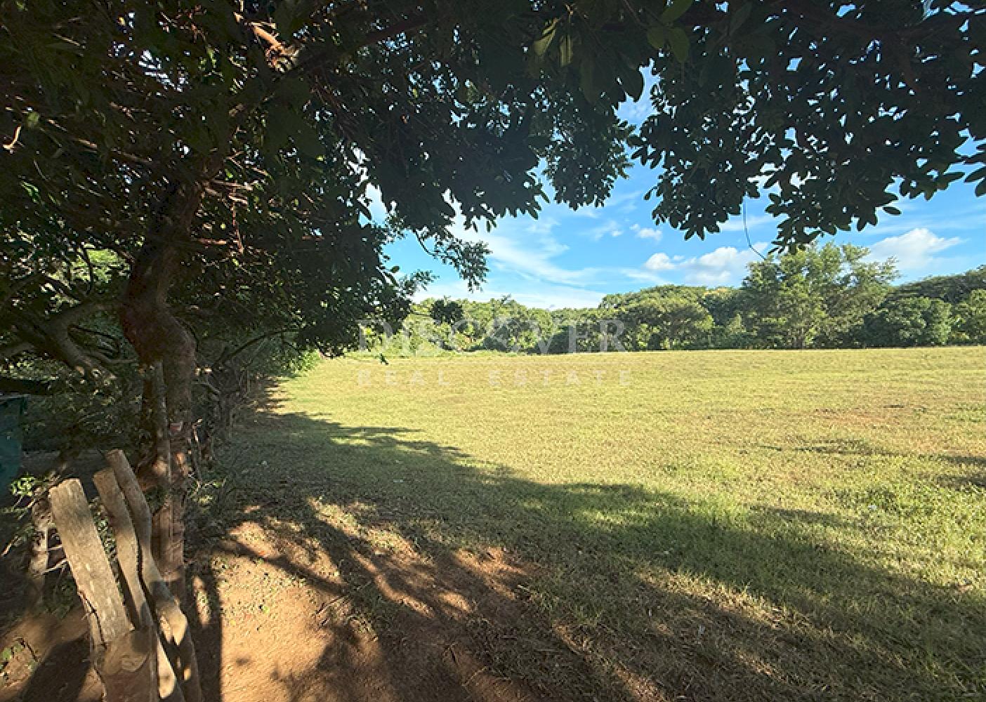  Urban Land for Sale – San Isidro de la Cruz Verde