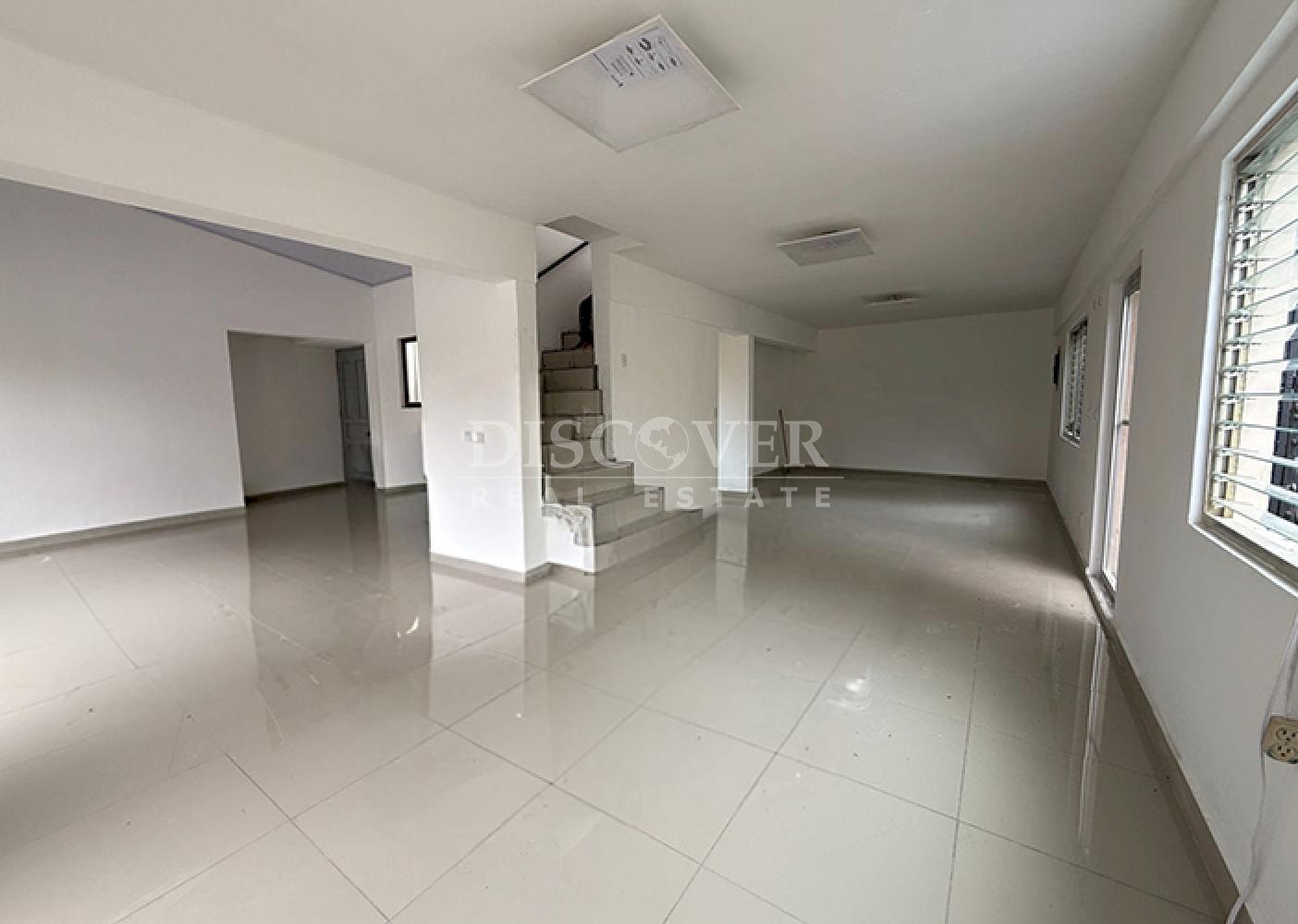 Spacious and versatile module for rent in Santo Domingo 